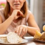 O que encarece a produção de alimentos sem glúten? Veja 5 fatores que influenciam